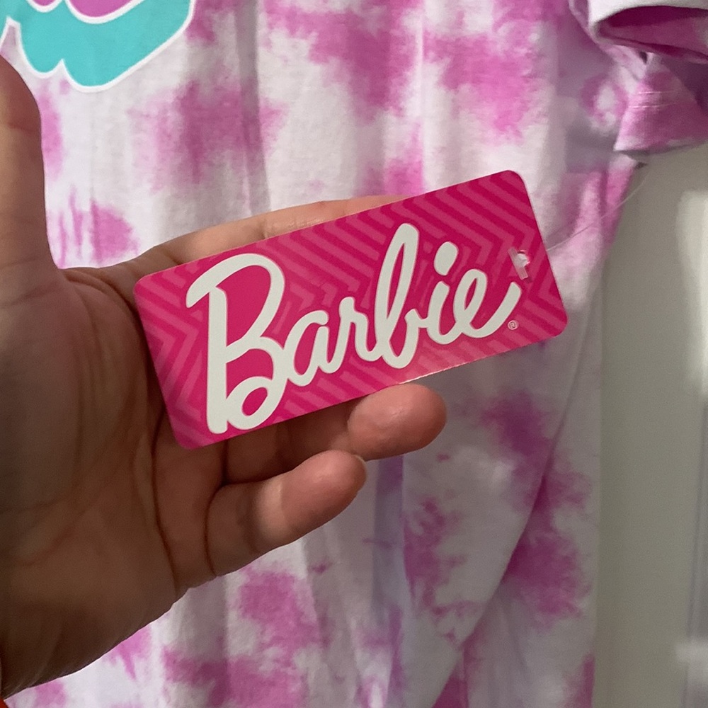 PLUS SIZE BARBIE TSHIRT - Picture 5 of 7
